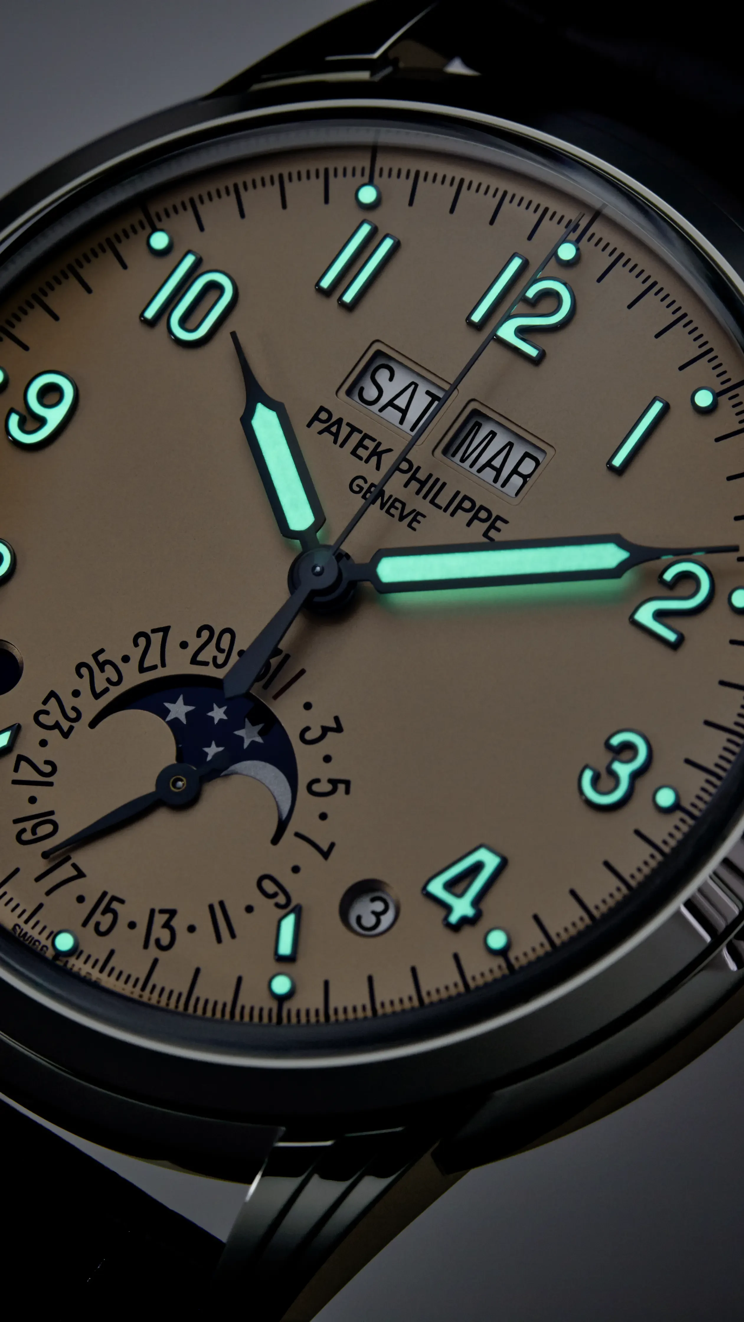 Patek Philippe Perpetual Calendar alternate view